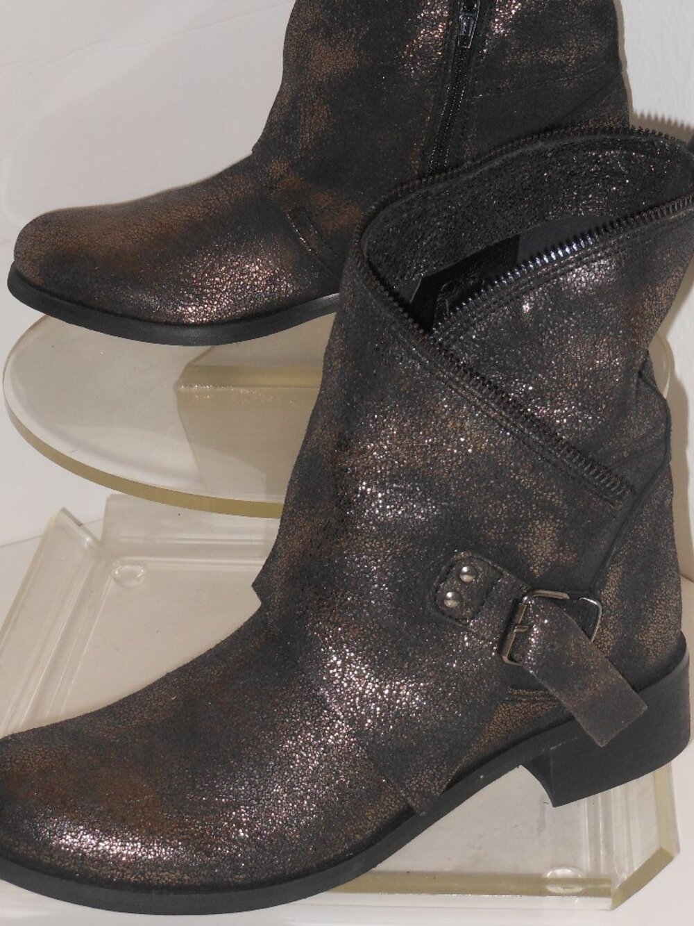 PRIMODONNA COLLECTION MADE IN ITALY SHIMMERY BLACK AND GOLD LEATHER ANKLE BOOTS
